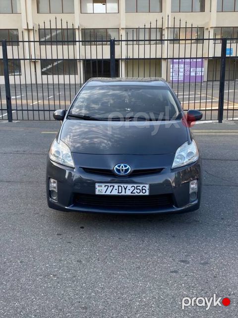 Toyota Prius, 1.8 L, 1.3 kWh, 2010 il, 400 000 km — Bakı