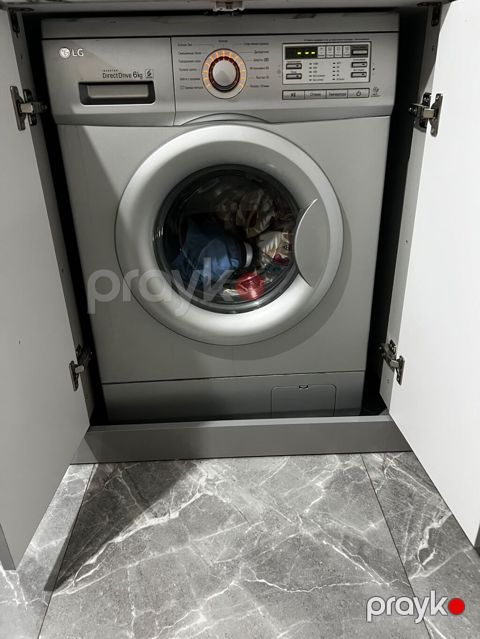 LG markalı paltaryuyan satlir 6 kg tutumu var tam işlək veziyyetde — Digah
