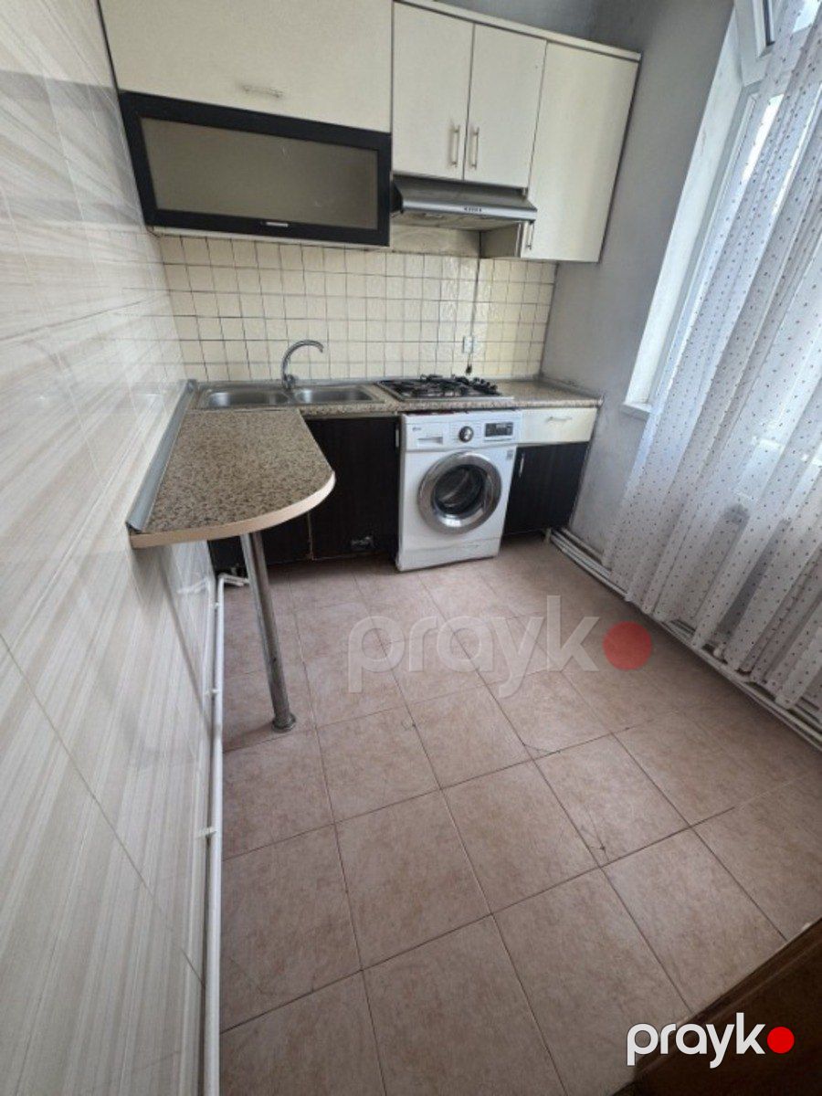Satılır 2 otaqlı köhnə tikili 60 m² — Mənzil, Bakı (2)