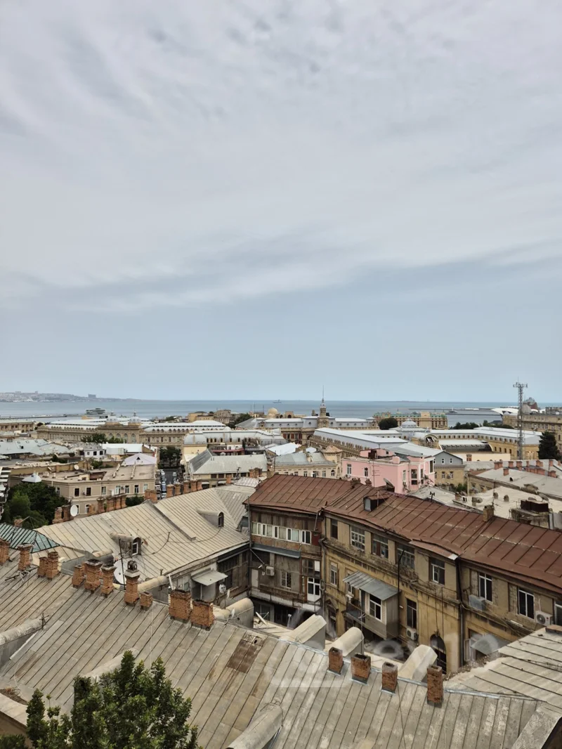5 otaqlı mənzil, 340 m², Həsən Abdullayev küç — kirayə — Mənzil, Bakı (9)