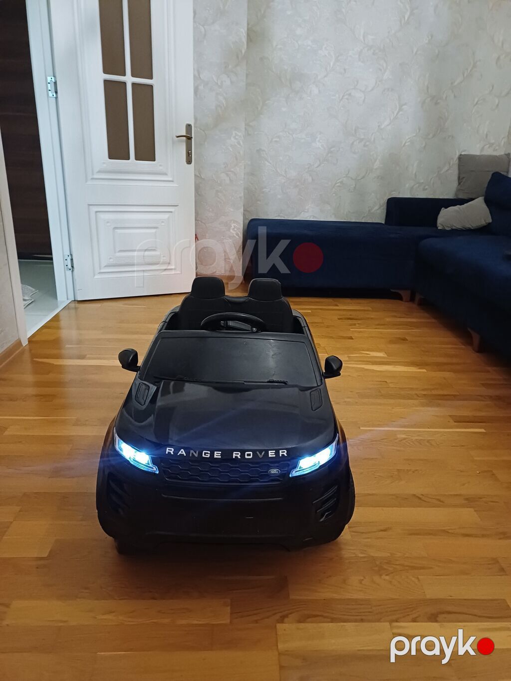 Hec bir problems yoxdur her seyi var adaptr pult. Akumlyator yeni — Uşaq avtomobilləri, Bakı (4)