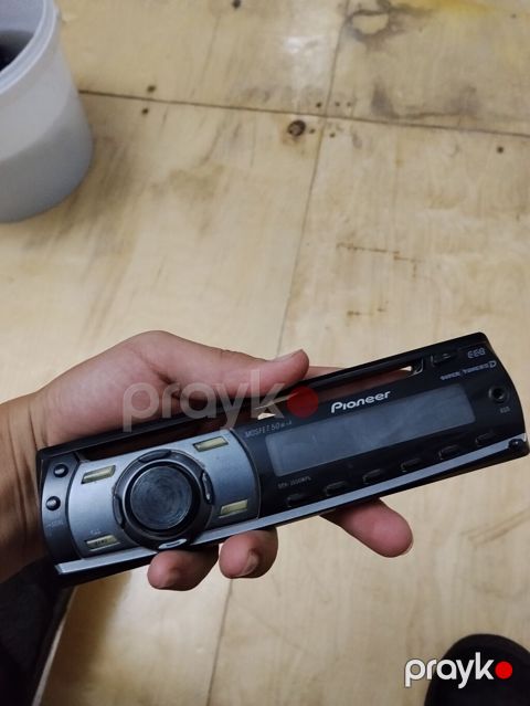 Pioneer avtomobil maqnitofonu – ön paneli çıxarılan model “DEH-2050MP — Bakı
