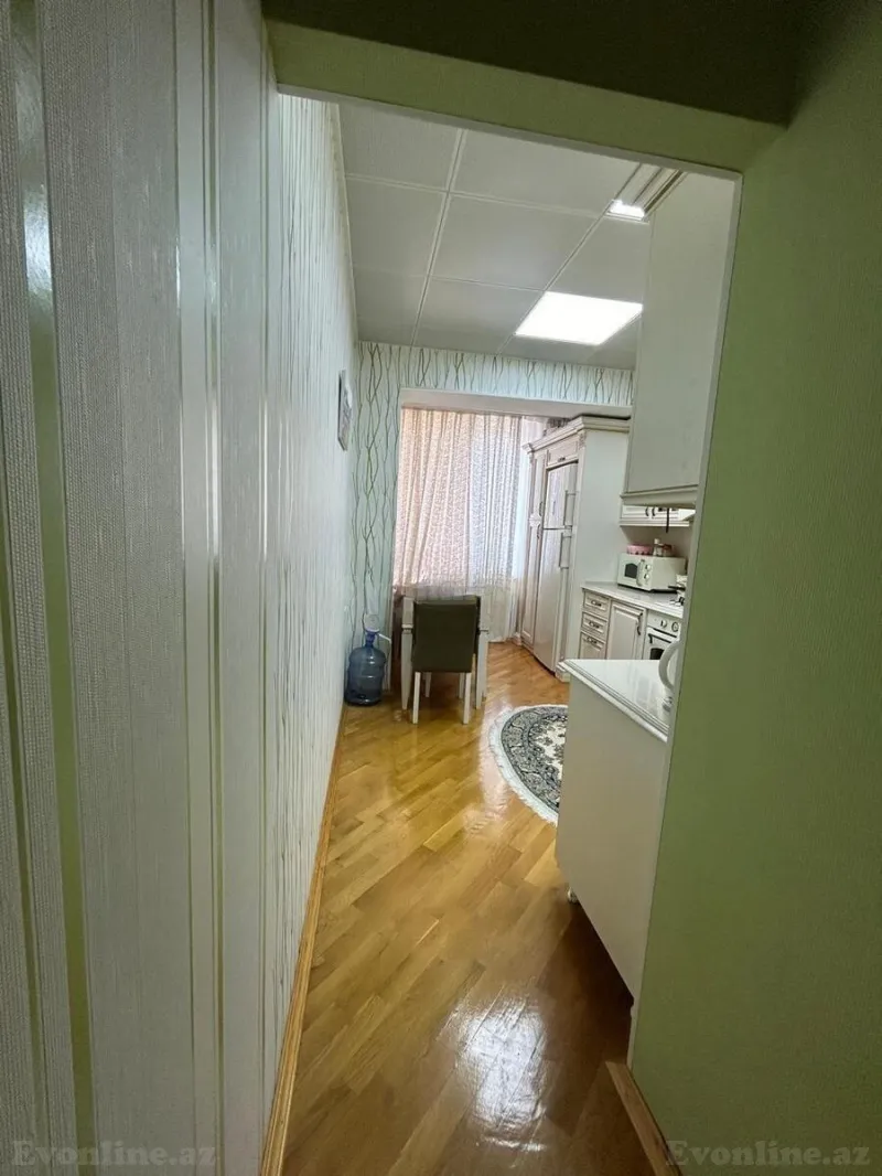Satılır 2 otaqlı Mənzil Köhnə tikili 52 m² Bakı, Yasamal r., Elmlər Akademiyası m — Mənzil, Bakı (2)