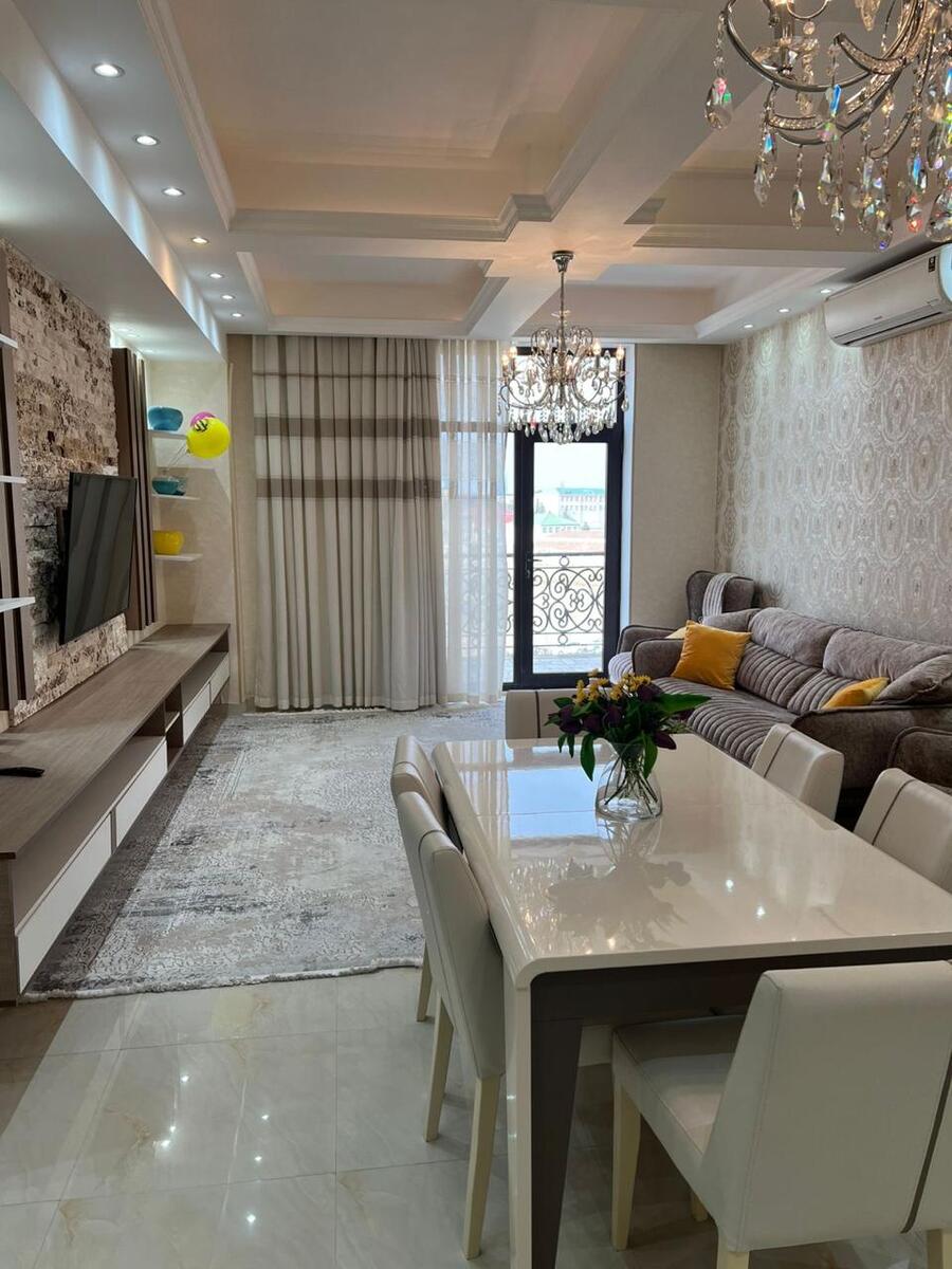 İcarəyə verilir 3 otaqlı yeni tikili 139 m² — Mənzil, Bakı (8)