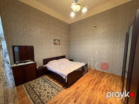 İcarəyə verilir 2 otaqlı köhnə tikili 63 m² — Bakı