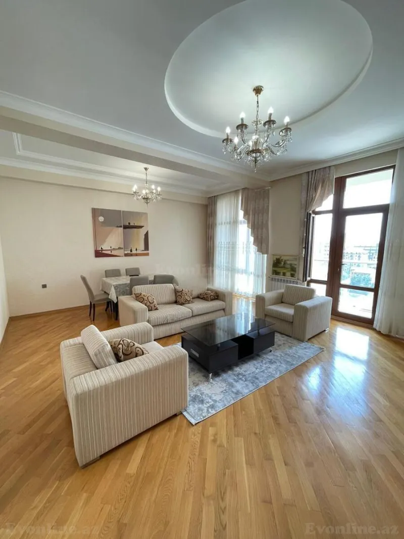 Kirayə verilir 3 otaqlı Mənzil Yeni tikili 130 m² Bakı, Nəsimi r — Bakı