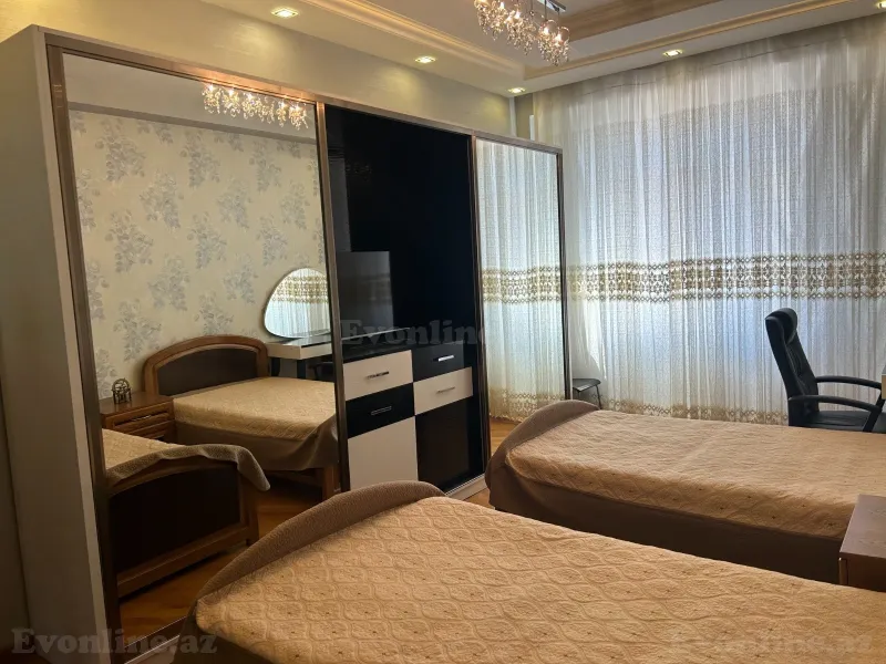 Satılır 3 otaqlı Mənzil Yeni tikili 135 m² Bakı, Nəsimi r — Mənzil, Bakı (8)