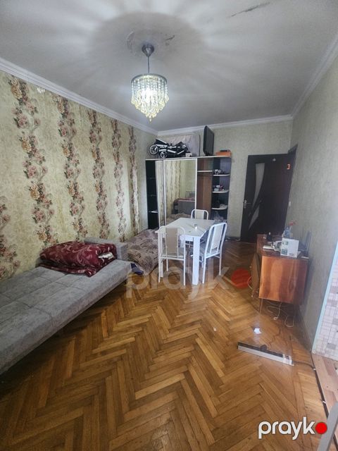 İcarəyə verilir 1 otaqlı köhnə tikili 35 m² — Bakı