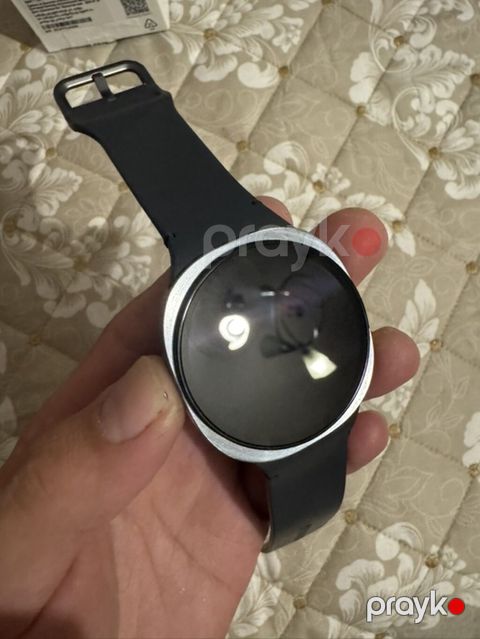 Samsung Galaxy Watch8 – 44 mm az islenib qutusu verilir apple watch — Bakı