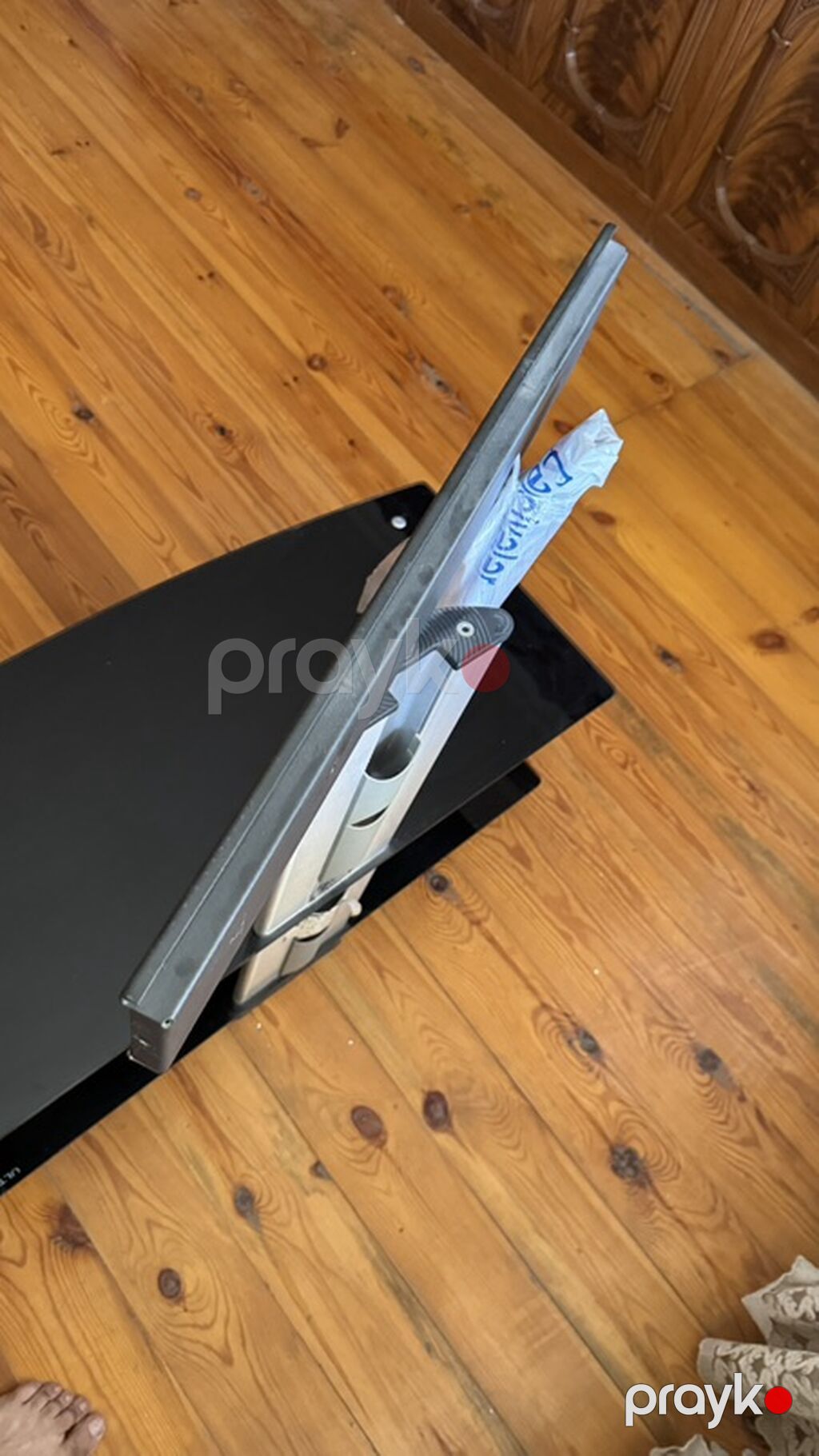 Ultımate Tempered Glass TV stendi və montajlı dayağı - Brend/seriya — Televizor altlıqları və standlar, Mehdiabad (6)