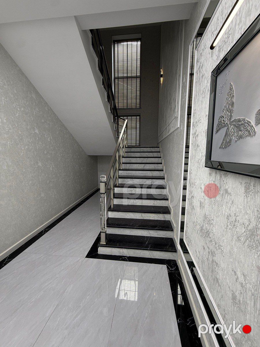 Satılır 4 otaqlı həyət evi/bağ evi 270 m² — Ev, villa, Bakı (9)