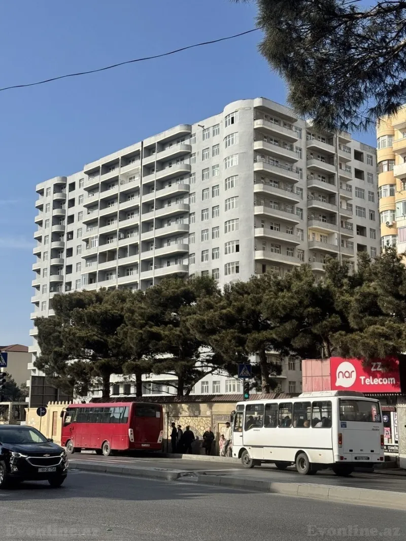 Satılır 4 otaqlı Mənzil Yeni tikili 133.4 m² Bakı, Abşeron r — Bakı