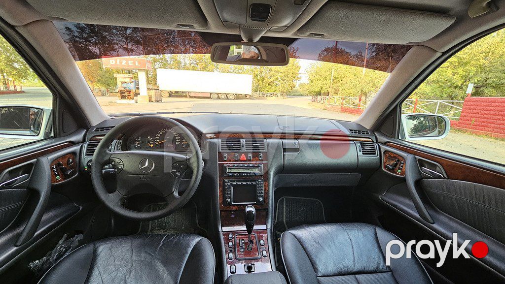 Mercedes E 270, 2.7 L, 2001 il, 351 000 km — Avtomobillər, Bakı (12)