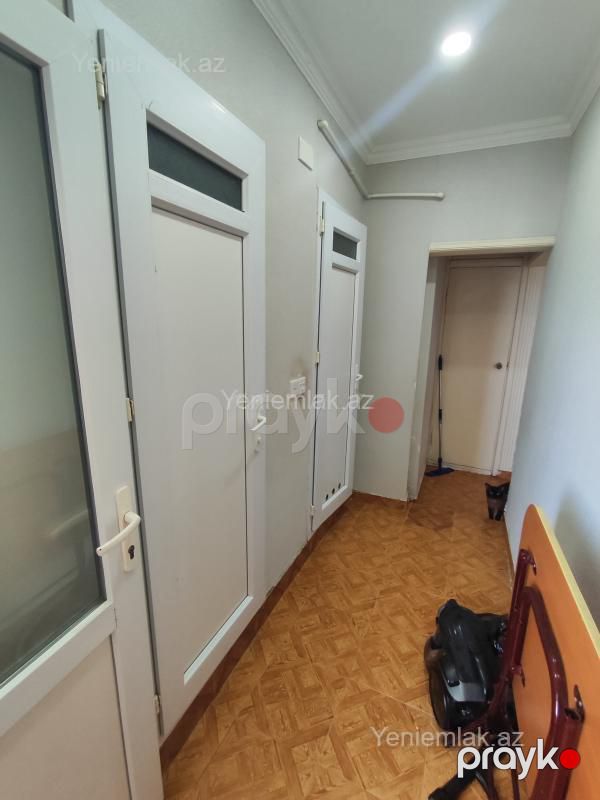 Satılır 3 otaqlı Bina evi menzil (Köhnə tikili), 68 m², 13-cü mikrorayon — Mənzil, Sumqayıt (6)