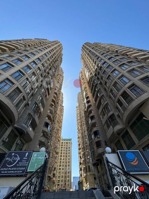 Satılır 4 otaqlı yeni tikili 198 m² — Bakı