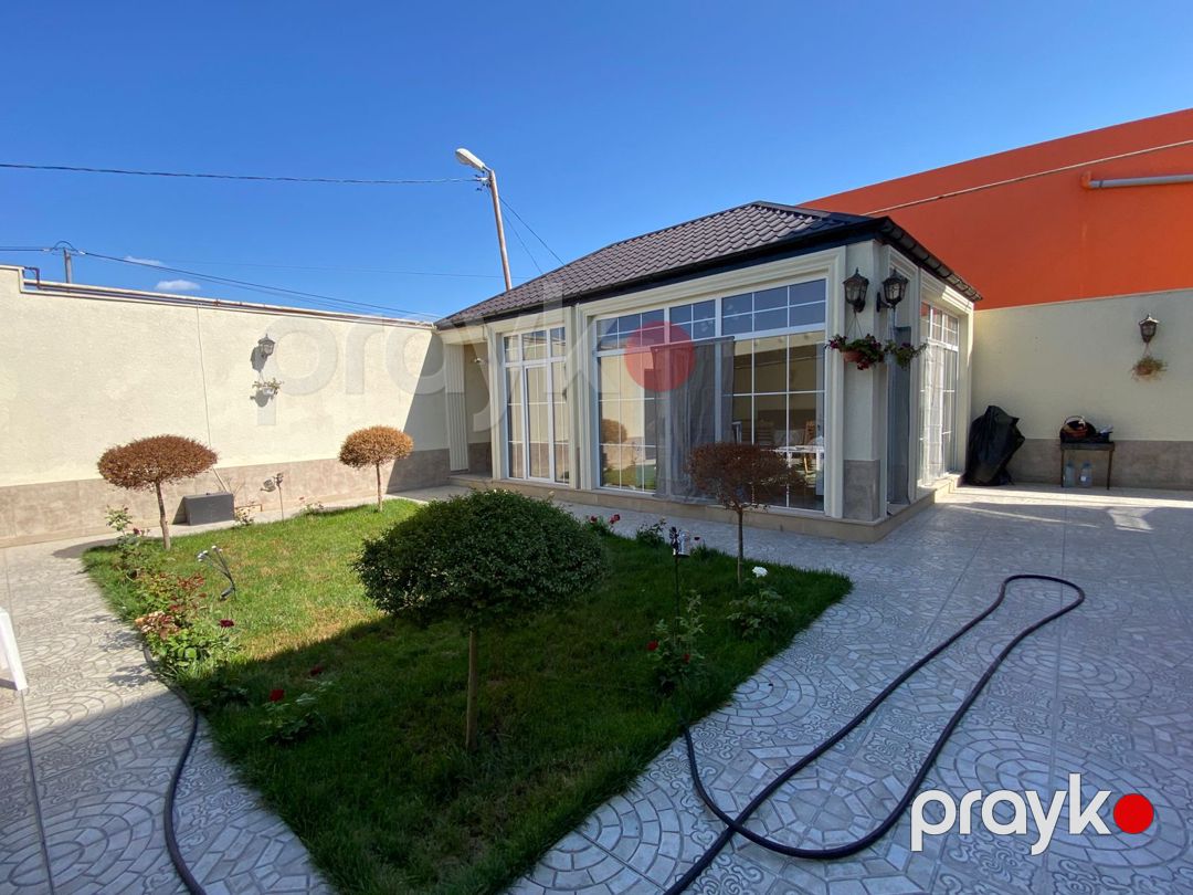 Satılır 5 otaqlı həyət evi/bağ evi 260 m² — Ev, villa, Bakı (2)