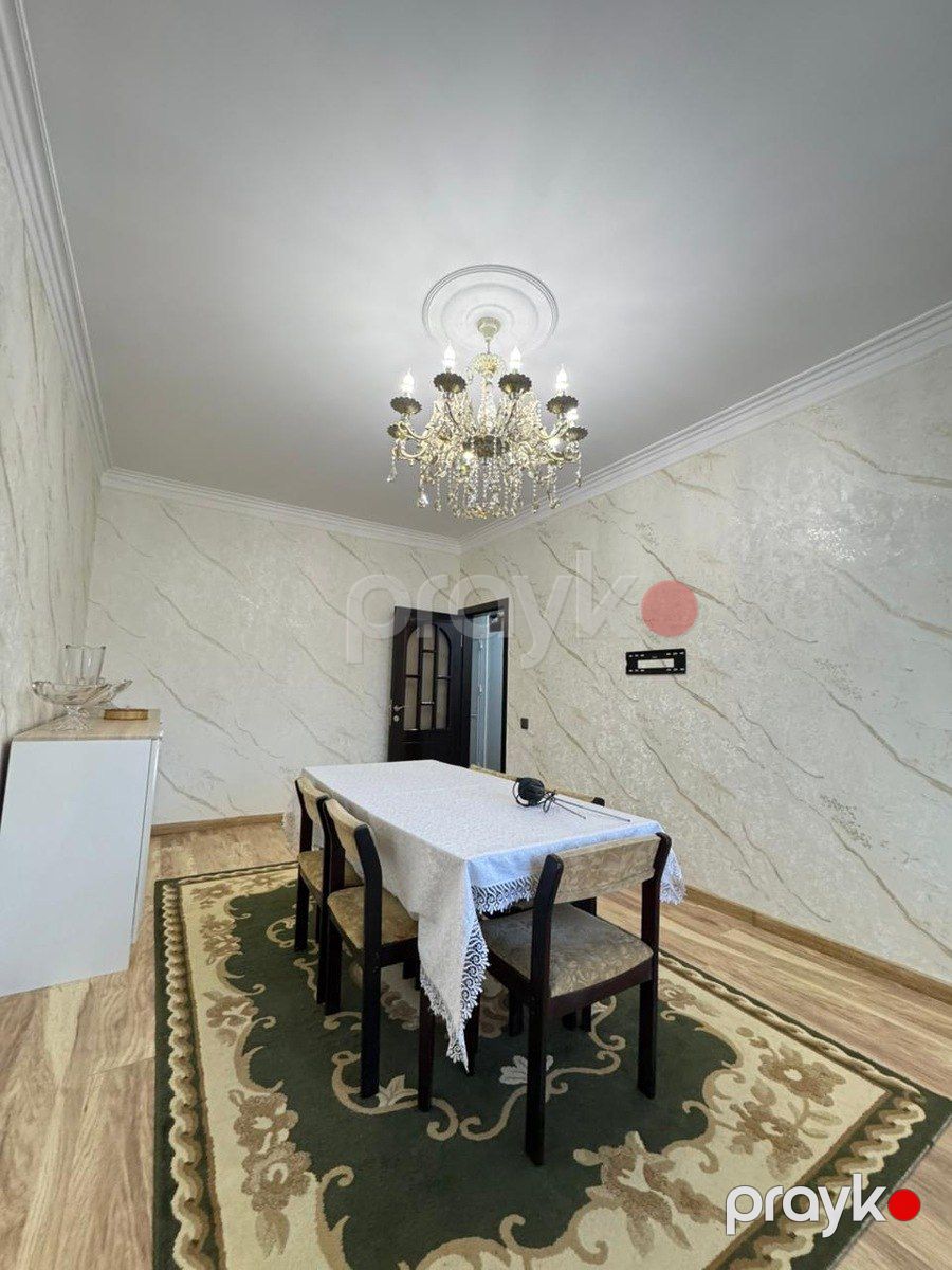 Satılır 4 otaqlı köhnə tikili 110 m² — Mənzil, Bakı (9)