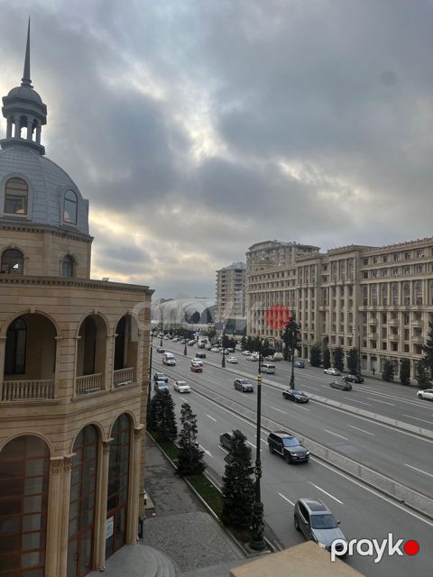 Satılır 7 otaqlı yeni tikili 251 m² — Bakı
