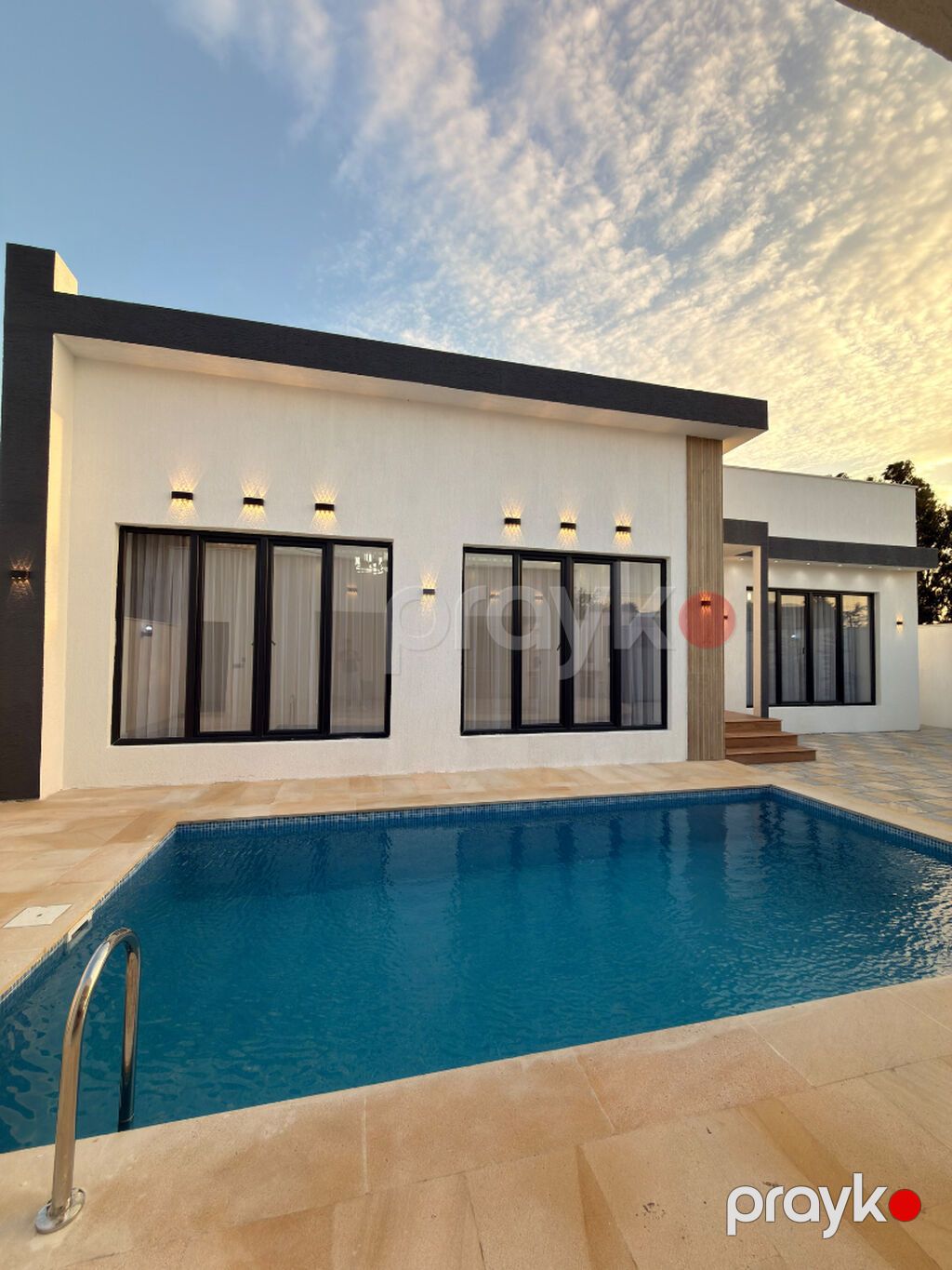 Şüvəlan qəs. 4 otaqlı, 160 kv. m, Yeni təmirli — Ev, villa, Bakı (2)