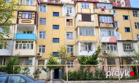 Satılır 3 otaqlı köhnə tikili 65 m² — Bakı