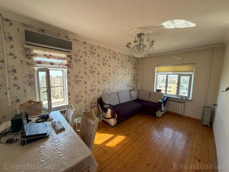 Satılır 2 otaqlı Mənzil Köhnə tikili 65 m² Bakı, Suraxanı r., Yeni Günəşli — Bakı