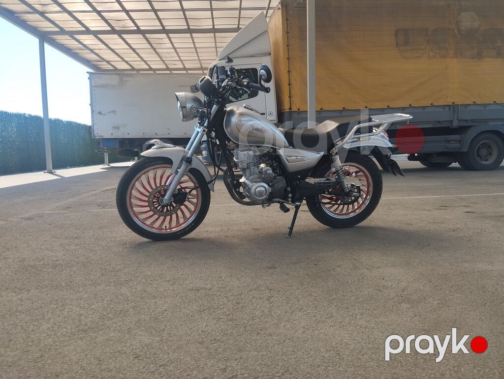 CH 125. Motosiklet – kruizer tipli, tək silindrli benzin mühərrikli — Motosikletlər, Güzdək (3)