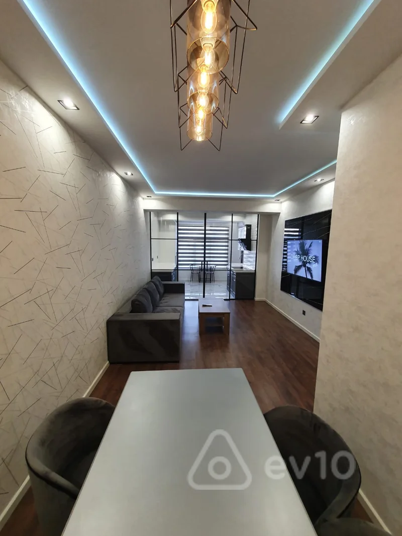 2 otaqlı mənzil, 80 m², Sergey Senyuşkin küçəsi — kirayə — Bakı