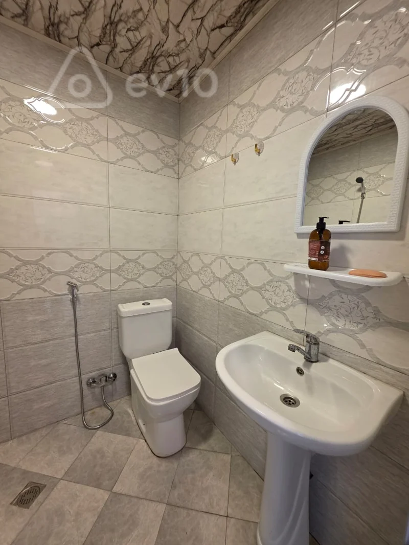 2 otaqlı mənzil, 50 m², Rixard Zorge küçəsi — kirayə — Mənzil, Bakı (11)