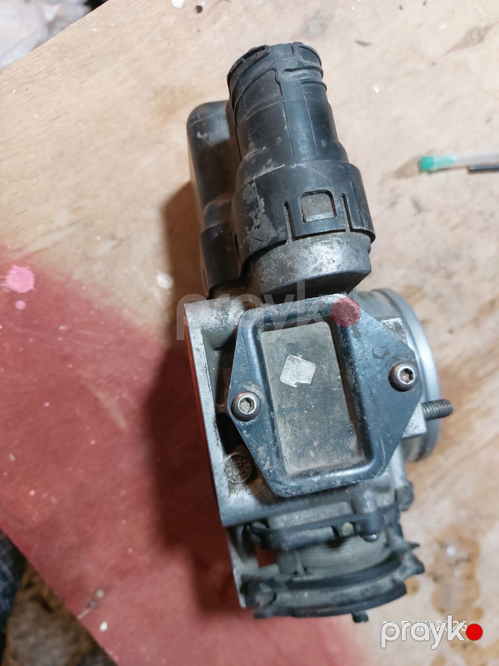Elektron qaz klapanı (Throttle Body) BMW E38 - Model/işarə: üzərində — Mühərriklər, Xırdalan (2)