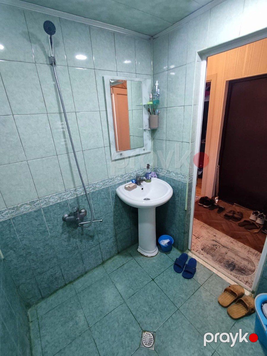 Satılır 2 otaqlı köhnə tikili 65 m² — Mənzil, Bakı (9)