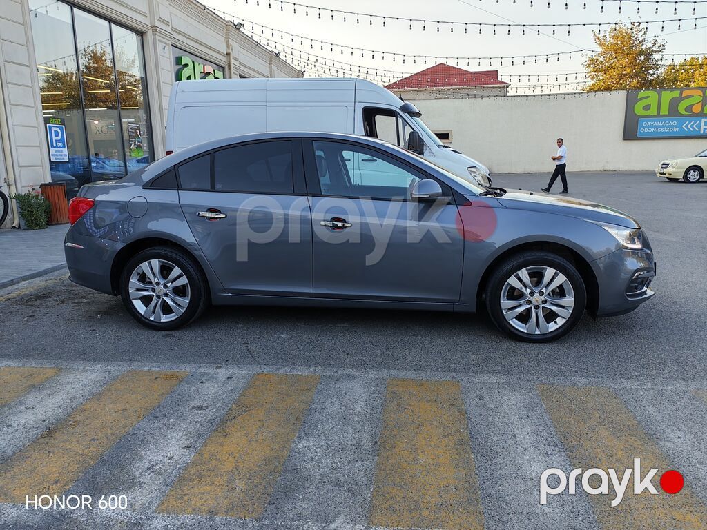 Chevrolet Cruze LT sedan - Korpus: 4 qapılı sedan, tünd boz — Avtomobillər, Digah (4)