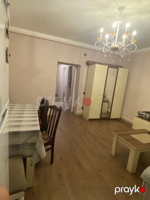 İcarəyə verilir 2 otaqlı köhnə tikili 50 m² — Bakı