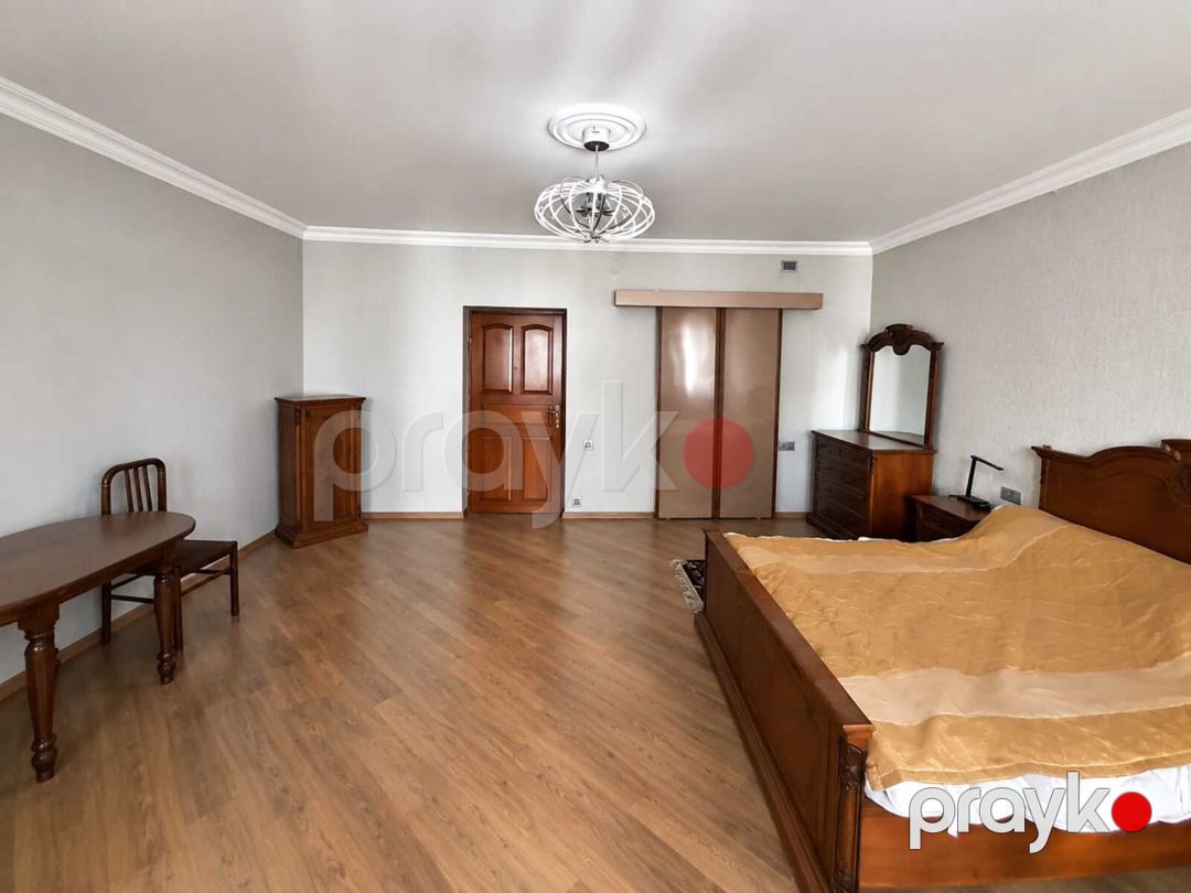 Satılır 5 otaqlı köhnə tikili 165 m² — Mənzil, Bakı (9)