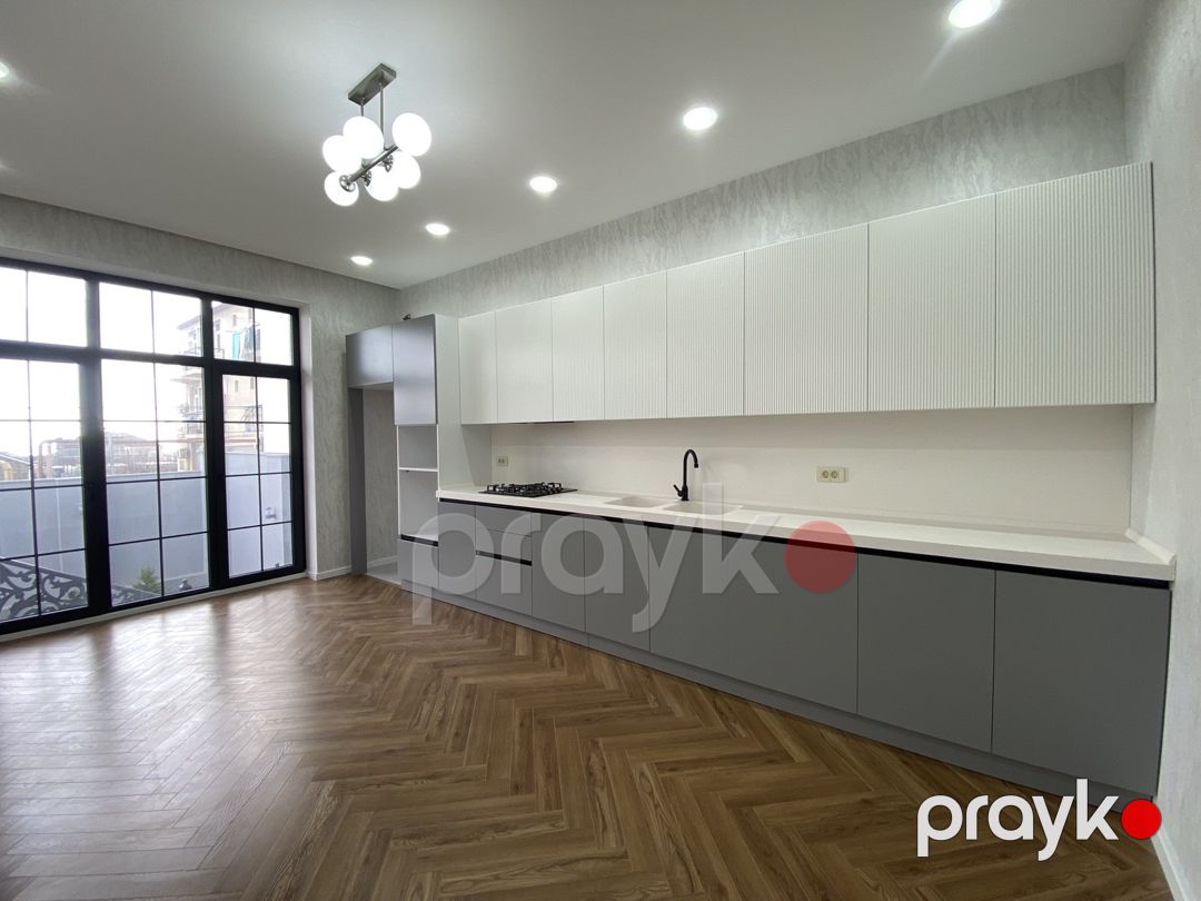Satılır 4 otaqlı həyət evi/bağ evi 300 m² — Ev, villa, Bakı (6)