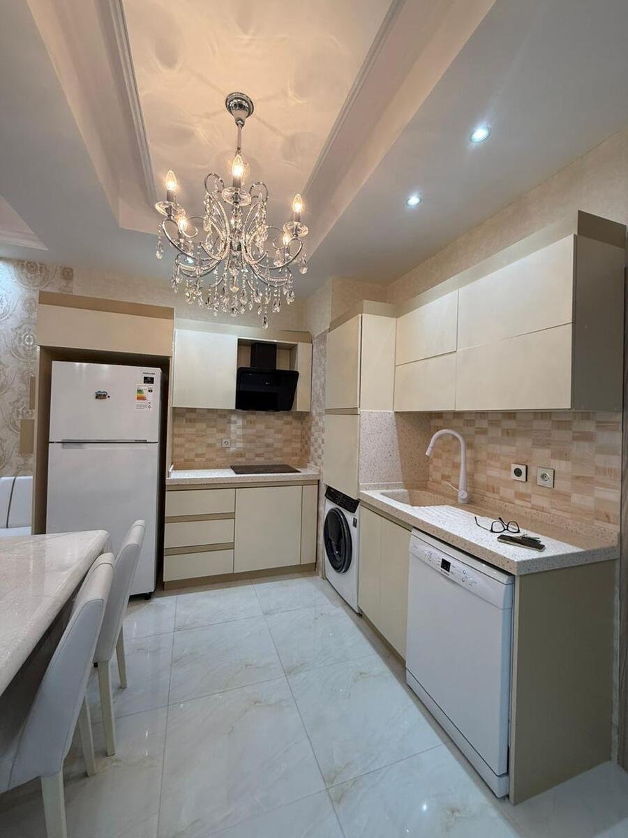 İcarəyə verilir 3 otaqlı yeni tikili 139 m² — Mənzil, Bakı (11)