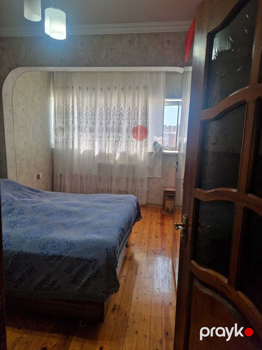 Satılır 3 otaqlı köhnə tikili 77 m² — Mənzil, Bakı (5)