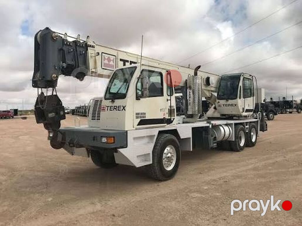 Avtokran icaresi Terex avtomobil kranı – yolüstü (truck crane) tipli — Avtokranlar, Bakı (2)