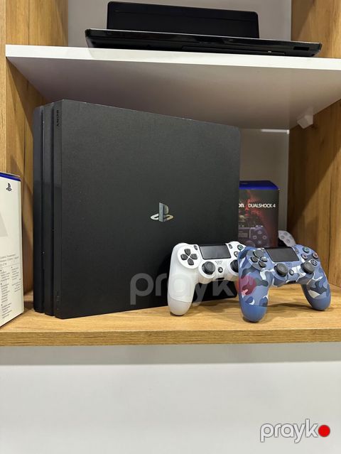 Playstation 4 pro ideal vəziyyətdə təzə kimi 440 manat son