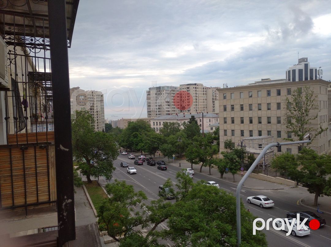 Satılır 2 otaqlı köhnə tikili 48 m² — Mənzil, Bakı (3)