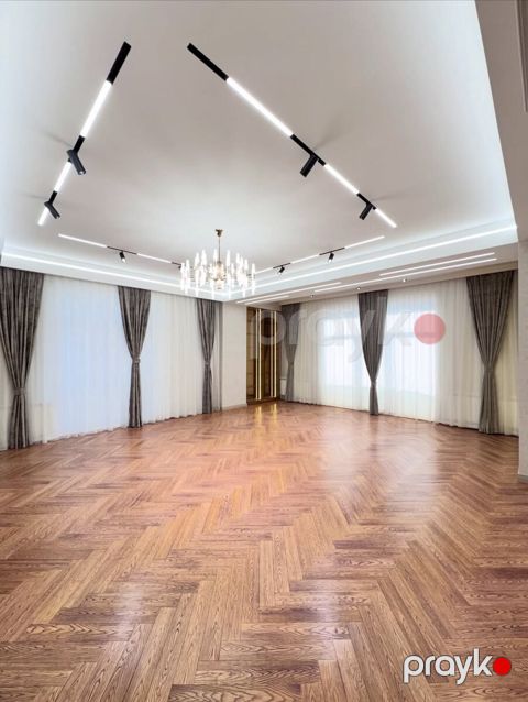 Satılır 4 otaqlı yeni tikili 195 m² — Bakı