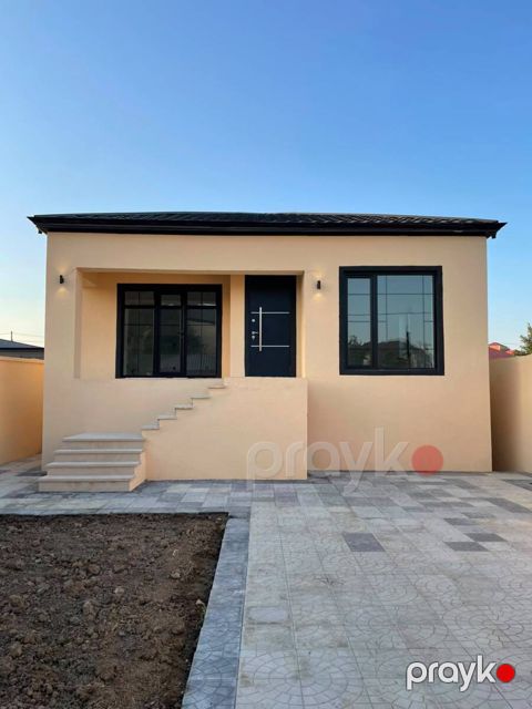 Satılır 3 otaqlı həyət evi/bağ evi 100 m² — Bakı