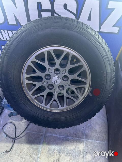 İşlənmiş Disk təkər 235 / 75 / R 15 — Xırdalan