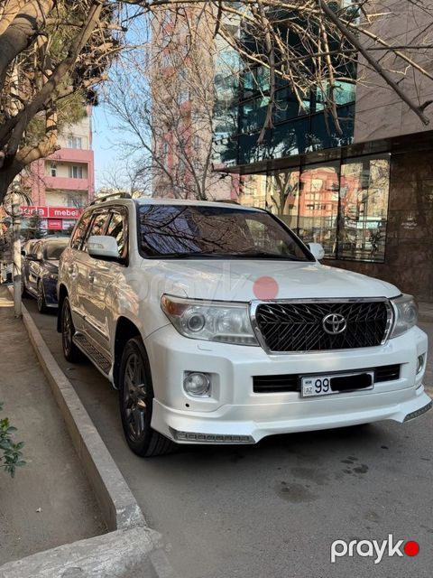 Toyota Land Cruiser, 4.5 L, 2010 il, 300 000 km — Bakı