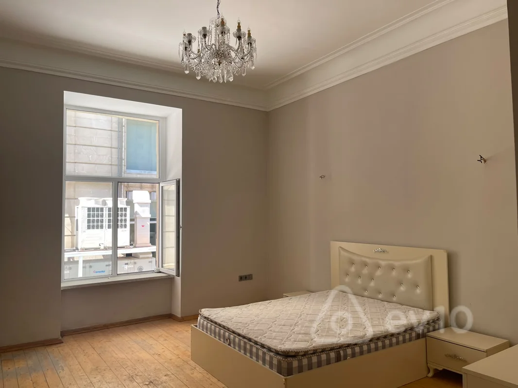 1 otaqlı mənzil, 50 m², Neftçilər prospekti — kirayə — Mənzil, Bakı (2)