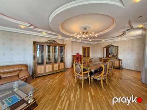 Satılır 3 otaqlı yeni tikili 130 m² — Bakı