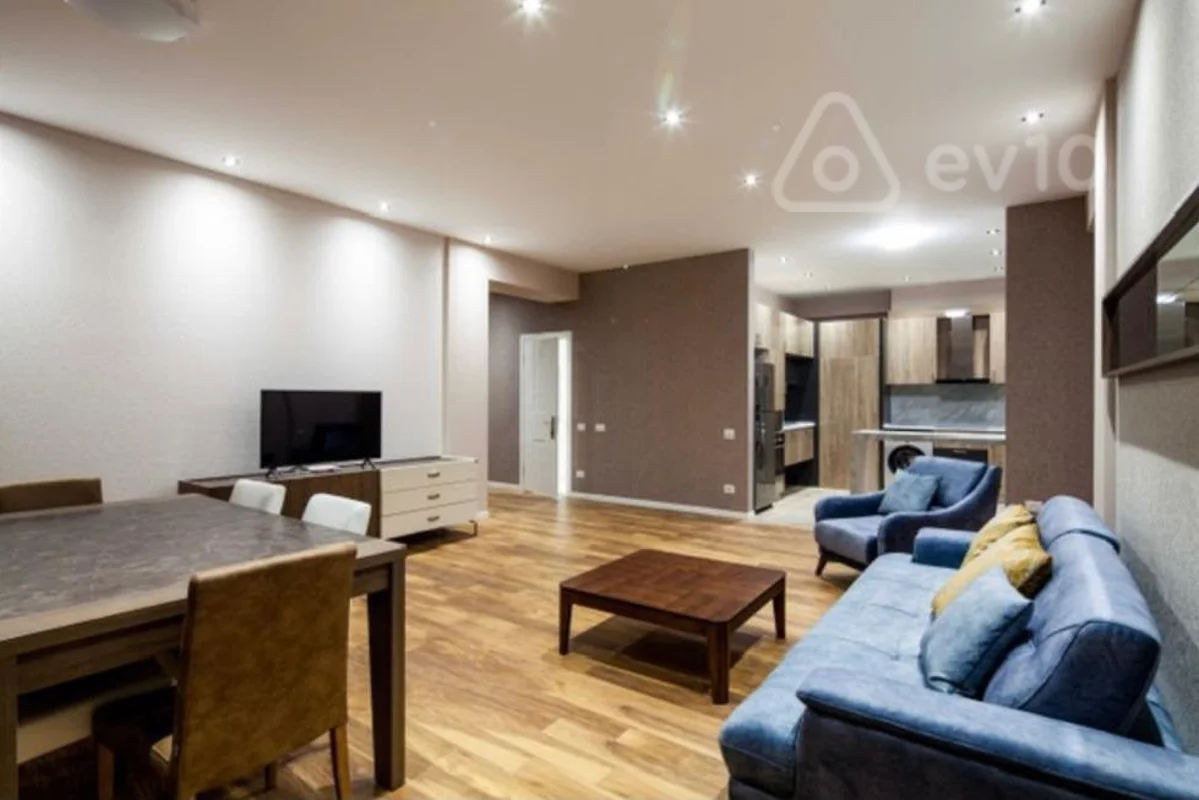 2 otaqlı mənzil, 94 m², Səməd Vurğun küçəsi — kirayə — Bakı