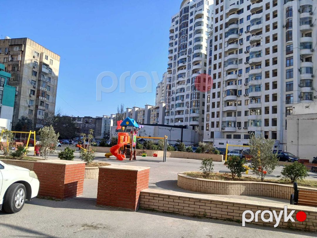Satılır 3 otaqlı yeni tikili 130 m² — Mənzil, Bakı (2)
