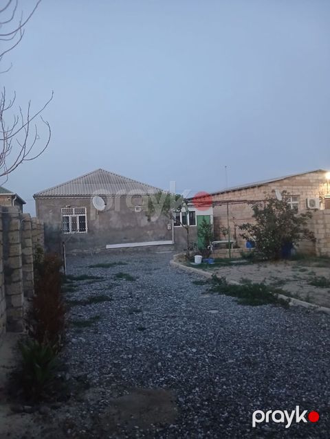 Salam öz evimdi.110 kv.ev 4 otaq elave suseli dehliz metbex (umumi 6) — Sumqayıt