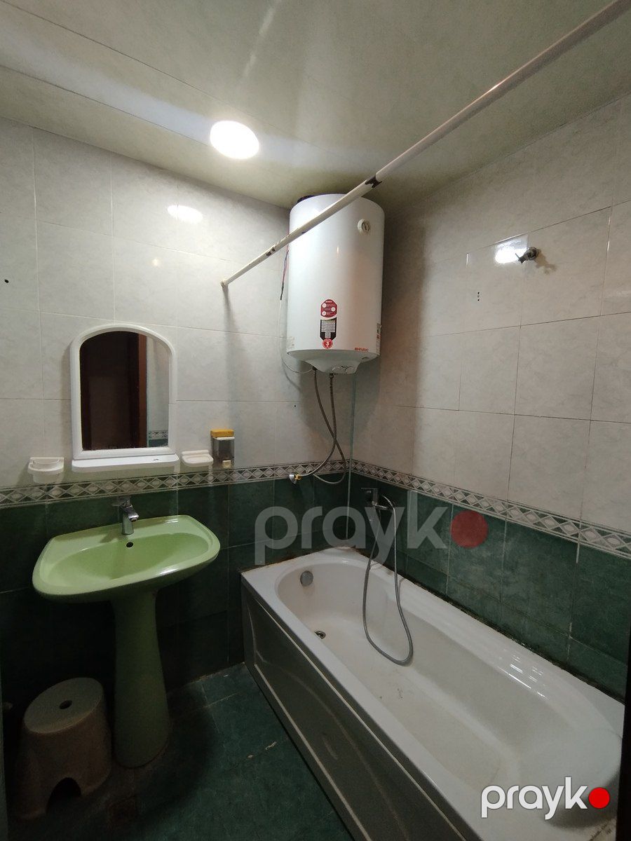 Satılır 3 otaqlı köhnə tikili 80 m² — Mənzil, Bakı (8)