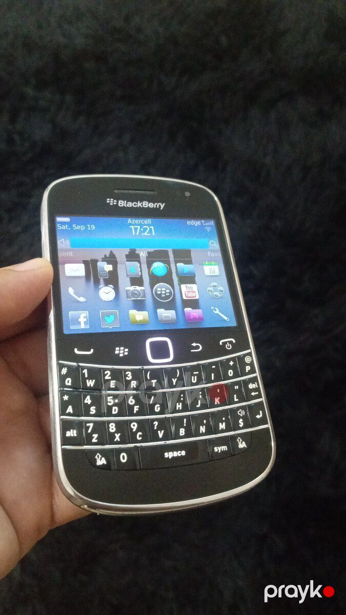 Blackberry Bold Touch 9900 Black 8GB — Smartfonlar, Bakı (2)